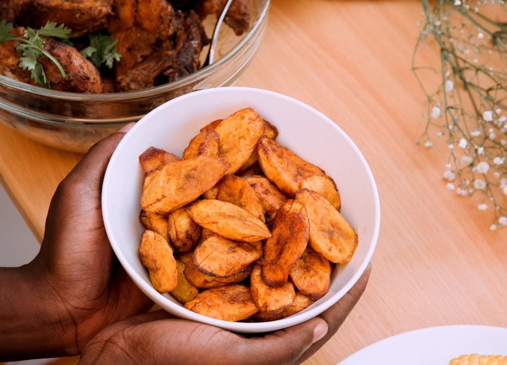 Allocos ou frites de plantains